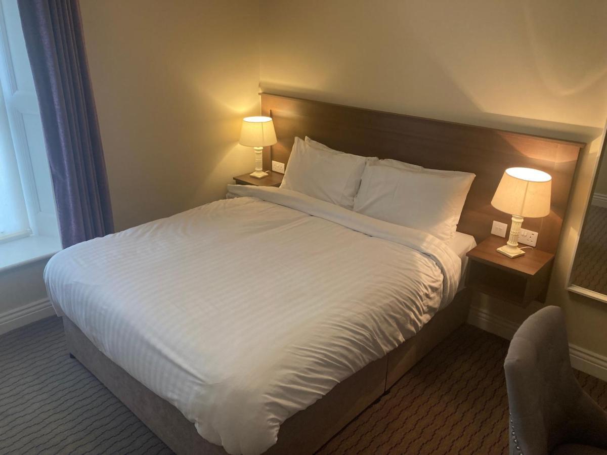 Mcnulty'S Guest House إنيسكرون المظهر الخارجي الصورة